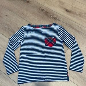 Vineyard Vines Holiday Girl’s Top - size small 7-8.